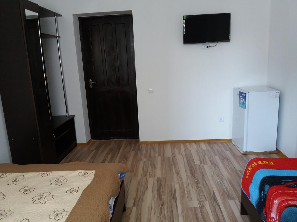 Guest House Arbat Cholpon-Ata Exterior photo